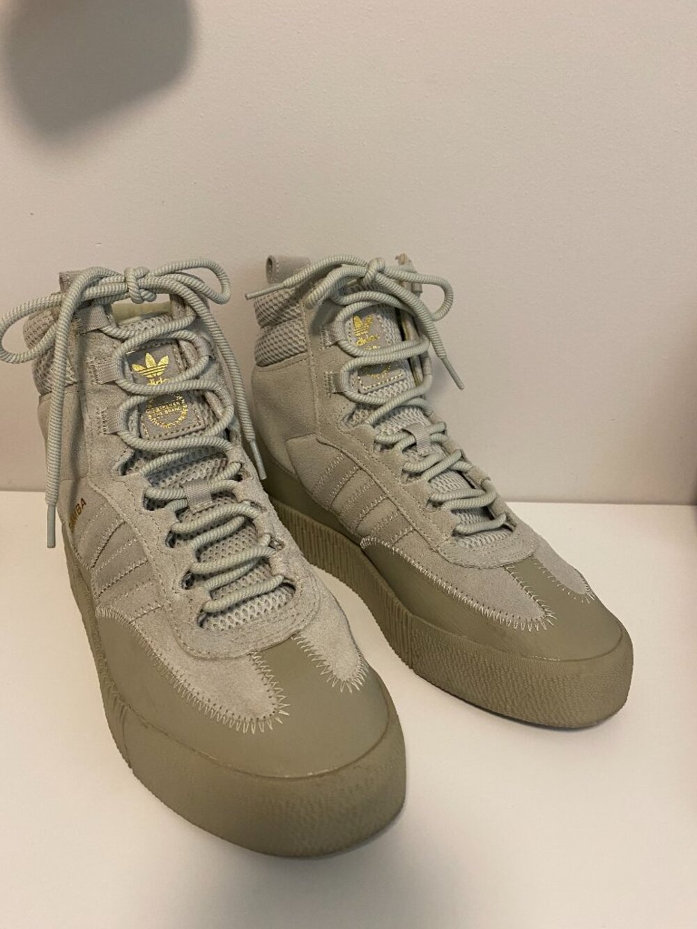 Preowned Adidas Samba Boots Size 8 Women
